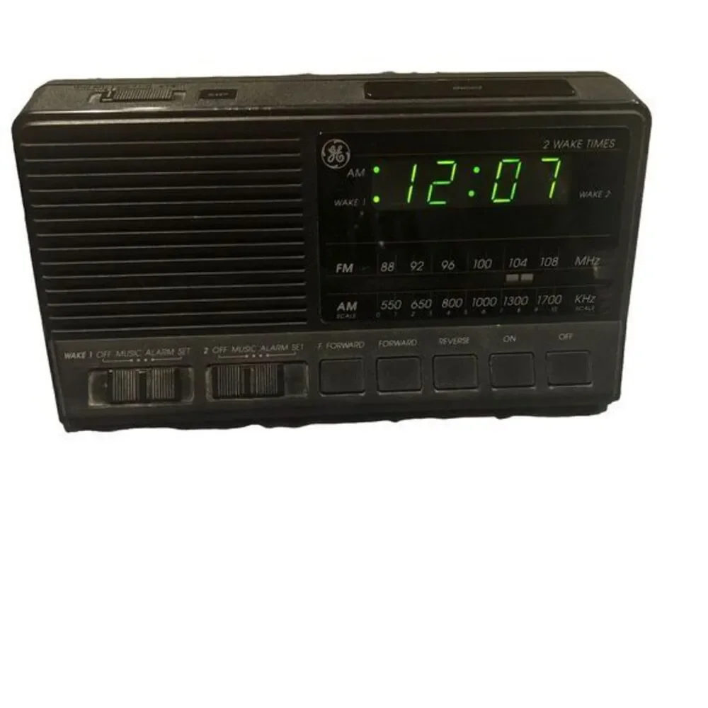 GE Alarm Clock Model: 7-4648A-AM/FM-Corded/Batt.Bkup Tested And Works See Photos